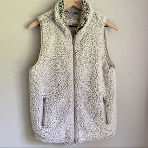 Thread & Supply Fuzzy Zip-Up Vest
